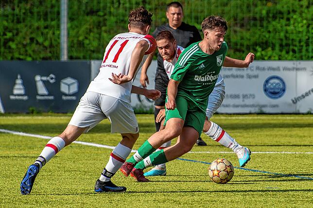 Bild 35: SV Waldhaus gewinnt bei der SG Weilheim/Gurtweil mit 2:1 &ndash; wir haben Bilder!
