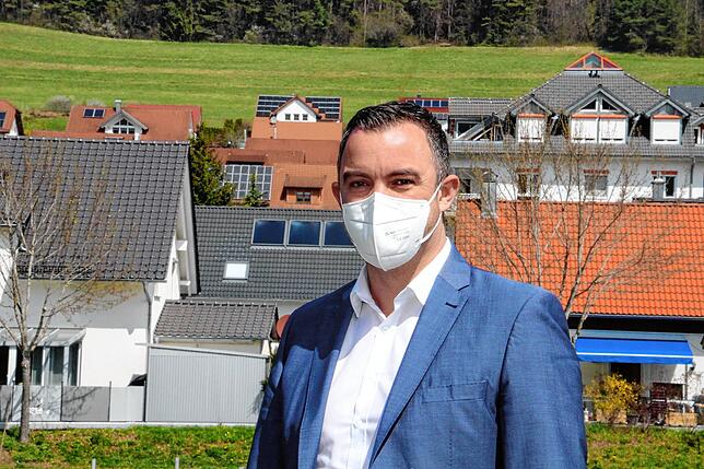 Blumbergs Bürgermeister Markus Keller sieht den Vorfall und die Reaktionen darauf kritisch.