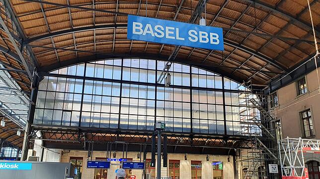 Der SBB-Bahnhof in Basel. (Archivbild) Hier enden bis Weiteres die meisten Fernzüge, die aus Deutschland kommen.