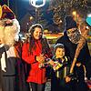 Beim Nikolaushock in Tengen kehrt erste Adventsstimmung ein. Nikolaus (Alfred Hornung) und Knecht Ruprecht (Theo Braun) verteilen ...
