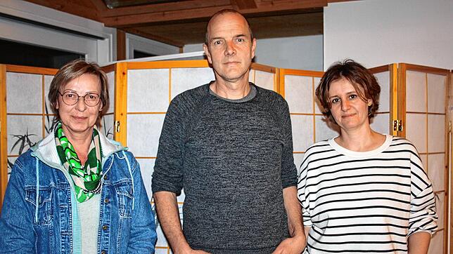 Edith Schild (links) ist neue Wanderführerin beim Todtmooser Schwarzwaldverein. Dieter Bühler und Olesja Emmer gehören dem Vorstand ...