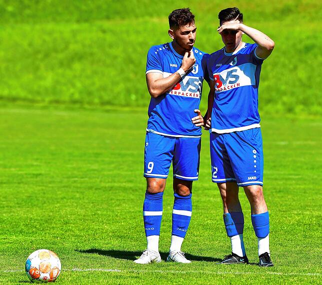 Bild 36: FC Erzingen fegt den FC Tiengen 08 mit 8:1 vom Platz &ndash; und wir haben Bilder!