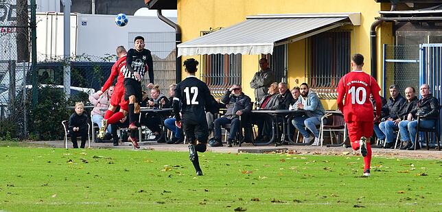 Bild 6: Bosporus FC Friedlingen und der FC Wallbach trennen sich 2:2 &ndash; und wir haben Bilder!