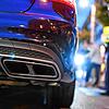 ARCHIV &ndash; 19.08.2016, Baden-Württemberg, Mannheim: Polizeibeamte kontrollieren sogenannte Autoposer. &ldquo;Autoposer&bdquo; fahren ...
