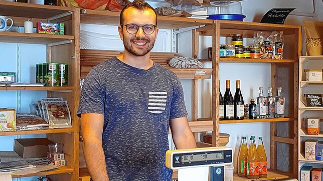 David Tovmasyan hat viel Geld in den traditionsreichen Bioladen Naturkost Lebensquelle in Fischbach investiert. Jetzt will er andernorts ...