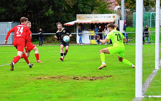 Bild 14: Unsere große Bildergalerie vom Verbandsligaspiel zwischen dem TSV Singen und dem Freiburger FC