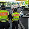 (Symbolbild) Zu einer spektakulären Festnahme eines gesuchten Straftäters kam es am am Montag, 11. September, am Autobahnzoll ...