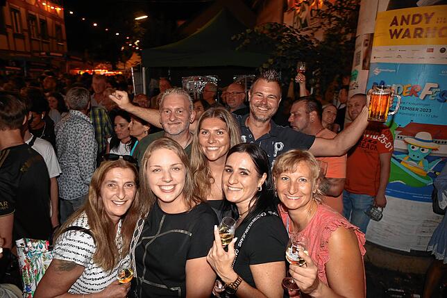 Gute Stimmung: Beim Wollmatinger Dorffest wurde ausgelassen gefeiert.