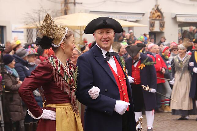 Bild 22: Schwerttanz beim Narrentag: In Bildern und Videos zum Nacherleben