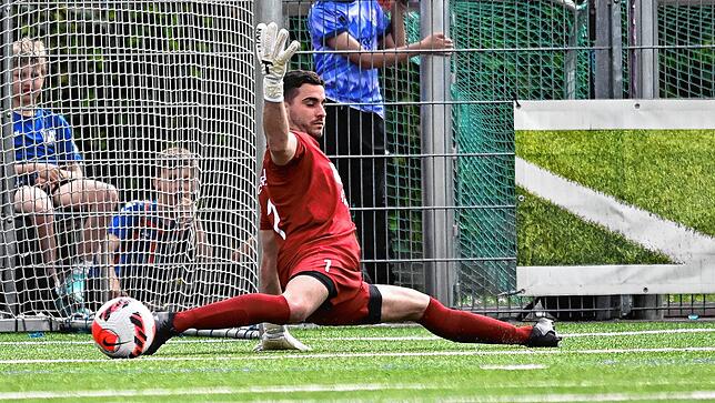 Bild 11: TuS Stetten setzt sich mit 5:1 gegen FC Erzingen durch – und wir haben Bilder!