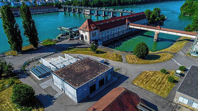Die Power-to-Gas-Anlage am Wyhlener Kraftwerk, in der Wasserstoff produziert wird, darf vorzeitig erweitert werden. Archivbild: ...