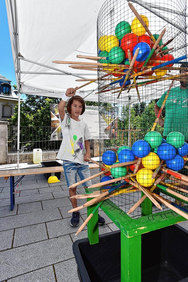 Bild 16: Donauquellfest in Donaueschingen: Pralle Sonne, gute Laune, Bierkultur.