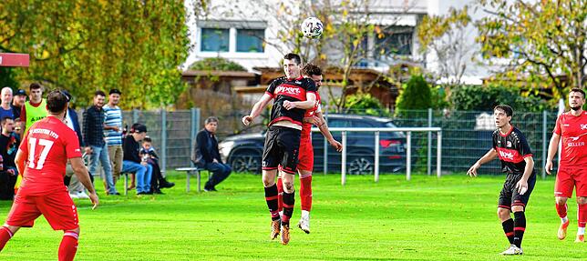 Bild 33: SV Jestetten besiegt FC RW Weilheim mit 1:0 &ndash; und wir haben Bilder!