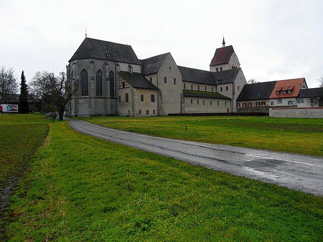 Die Gründung des Klosters liefert den Termin für die 1300-Jahr-Feier.