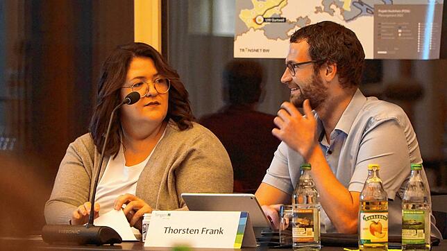 Ortsvorsteherin Jennifer Maier und Stadtrat Thorsten Frank im Tengener Gemeinderat. Der Ortschaftsrat des größten Tengener Teilortes ...