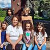 Endlich ist Tina Gutemann zurück in der Schule: Die Frickinger Grundschüler hatten ihre beliebte Lehrerin schmerzlich vermisst.