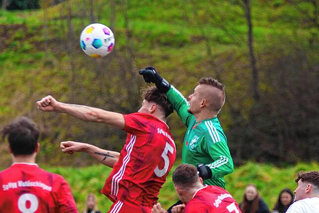 Bild 2: Spvgg Wutöschingen II siegt 3:1 gegen SG Lottstetten/Altenburg – und wir haben Fotos!