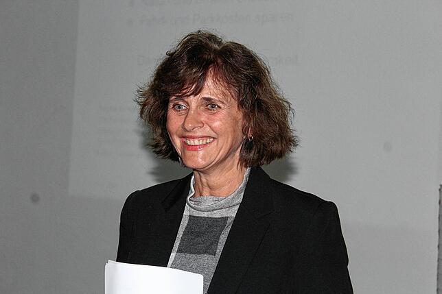 „Wir müssen das Verkehrsaufkommen reduzieren, um die Natur und Umwelt zu entlasten.“ Regina Schlecker, Wirtschaftsförderung ...