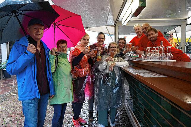 Bild 42: Jazzfest verbreitet trotz Regen gute Laune