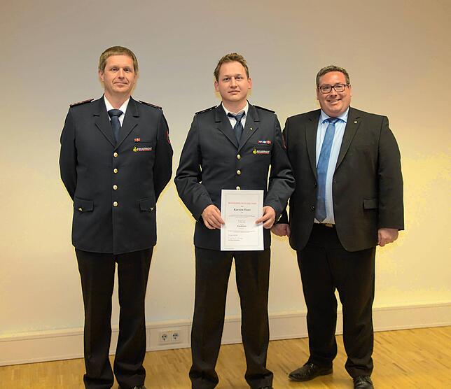 Karsten Honz ist zum Brandmeister befördert worden.