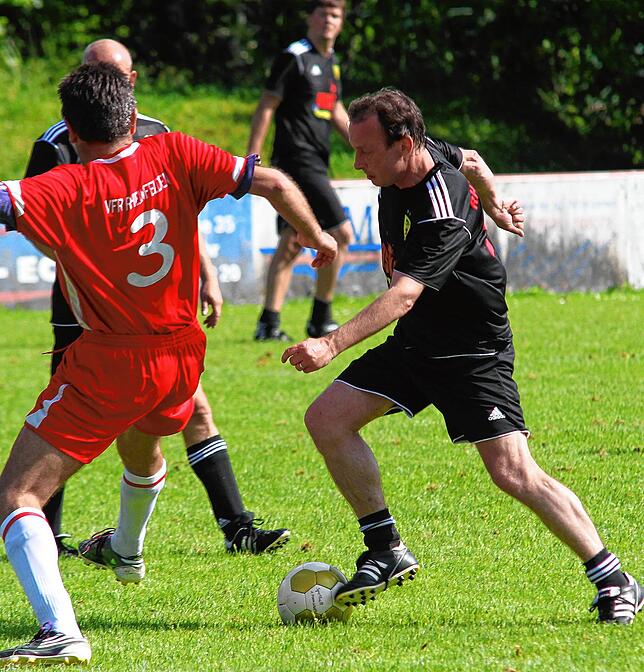 Bild 9: Erinnerungen an das Spiel der Legenden im Sommer 2013 auf der Richterwiese