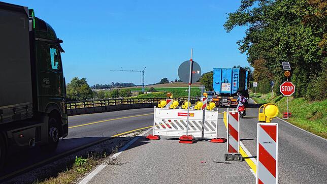 An der Einmündung Waldsiedlung &ndash; Hegne ist der Verkehr aus der Waldsiedlung an die B33 angebunden. Dies fordern Ortschaftsräte ...