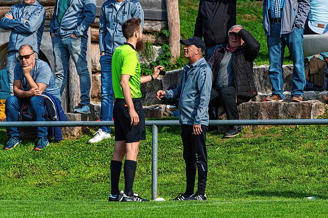 Bild 21: FC Wittlingen setzt sich mit 2:1 gegen die SG Mettingen-Krenkingen durch &ndash; und wir haben Bilder!