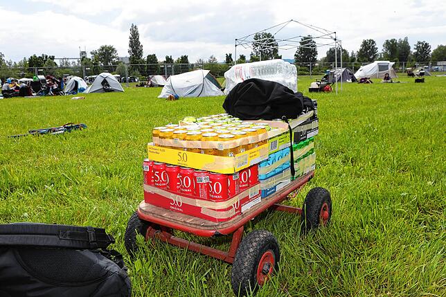 Bild 10: Die Camper sind da und stimmen sich aufs Campus-Festival 2024 ein
