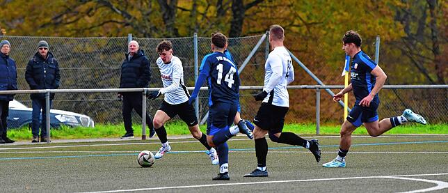 Bild 11: SG FC Wehr/Brennet besiegt den VfB Waldshut mit 4:1 – und wir haben Bilder!