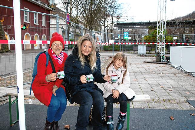 Letzter Stopp des Tests ist die Kunsteisbahn auf dem Viehmarktplatz, die vom Vfb Waldshut betrieben wird. Hier gibt es kein spezielles ...