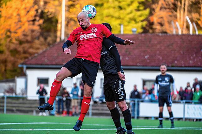 Bild 5: SV Waldhaus gewinnt beim FC 08 Bad Säckingen mit 3:1 &ndash; und wir haben Bilder!