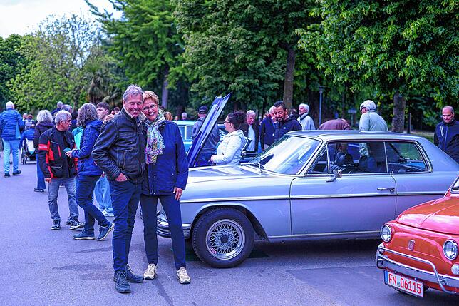 Bild 39: Oldtimerparade in Friedrichshafen lockt zahlreiche Zuschauer – exklusive Bilder!