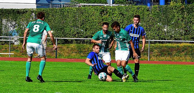 Bild 7: SG FC Wehr-Brennet besiegt den FC Zell mit 3:2 &ndash; und wir haben Bilder!