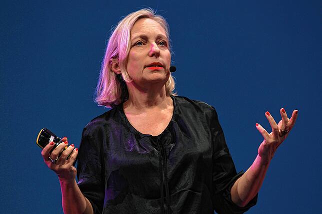 Hauptrednerin am Abend war die Zukunftsforscherin Kirsten Brühl. Ihr Vortrag trug den Titel „Eine neue Wir-Kultur? Warum wir mehr ...