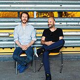 Kaum als Intendanten angetreten, zwang Corona sie schon ins Off: Benjamin von Blomberg und Nicolas Stemann.