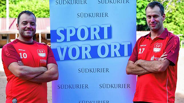 Zuversichtlich vor dem Pokal-Hit: Max Rümmele (links), der Torwart und Vorsitzende des SV Häg-Ehrsberg, und Mittelfeld-Regisseur Patrick ...