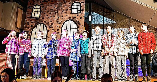 Bild 15: Großartiger Auftritt des Musical „Oliver Twist“ – Teil 1