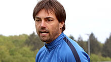 Trainer Christian Jeske und der FC Singen lieferten gegen den SV Kuppenheim ein spannendes Spiel, das aber torlos endete.