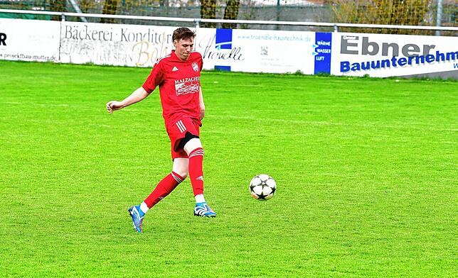 Bild 35: SV Nöggenschwiel besiegt den FC Dachsberg mit 8:1 – und wir haben Fotos!