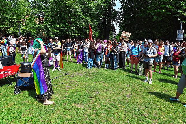 Bild 9: Der CSD Konstanz feiert 20. Geburtstag mit einer Pride-Parade durch die Stadt