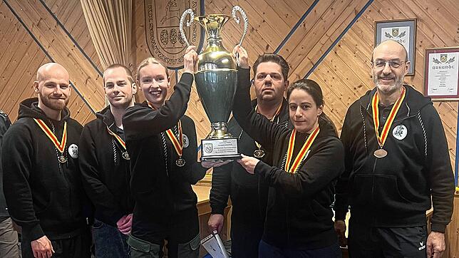 Meister der Südbadenliga: Die SSG Wehr mit (von links ) Mario Grizzaffi, Marvin Dumke, Lara Pfeiffer, Giovanni Janni, Miriam Lasry und ...