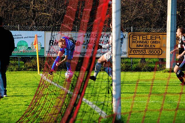 Bild 7: Bilder der Pokal-Partie zwischen dem SV Deggenhausertal und dem Hegauer FV