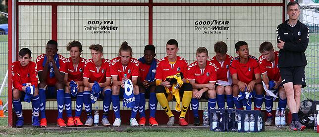 Bild 2: SC Freiburg U17 mit Luis Weber und Marek Bleise besiegen den FC Winterthur U18 mit 5:1 &ndash; und wir haben die Bilder!