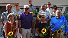 Sie bilden den Vorstand der Awo-Ortsgruppe Waldshut (hintere Reihe, von links): Dietmar Gatermann, Maria Zeiser, Günter Heinrich, ...