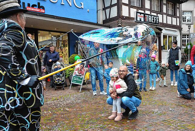 Bild 6: Die schönsten Bilder von der Kindermeile des Kindertheater-Festivals am Samstag – Teil 3