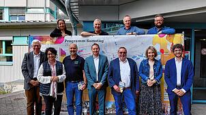 Die Organisatoren und Sponsoren stellten das Programm für den Schweizer Feiertag vor: Kulturamtsleiterin Corinna Bruggaier, Martin Bosch ...