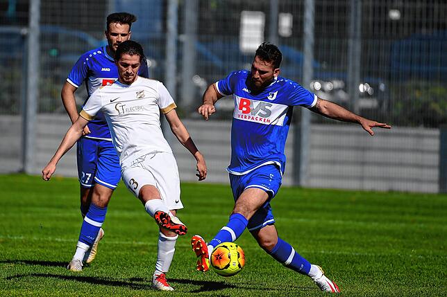 Bild 35: FC Erzingen schenkt Bosporus FC Friedlingen ein halbes Dutzend Tore ein &ndash; und wir haben die Bilder!