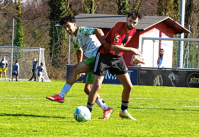 Bild 26: FC Überlingen besiegt DJK Donaueschingen mit 2:1. Wir waren mit der Kamera dabei!