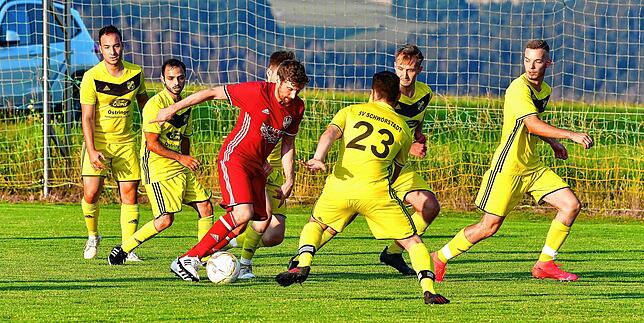 Bild 26: SV Schwörstadt setzt sich im Rothaus-Bezirkspokal mit 2:1 beim FC Dachsberg durch &ndash; und wir haben Bilder!