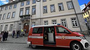 Bei einem Brandalarm wird das Tuttlinger Rathaus am Montag, 14. Oktober, vorsorglich geräumt.